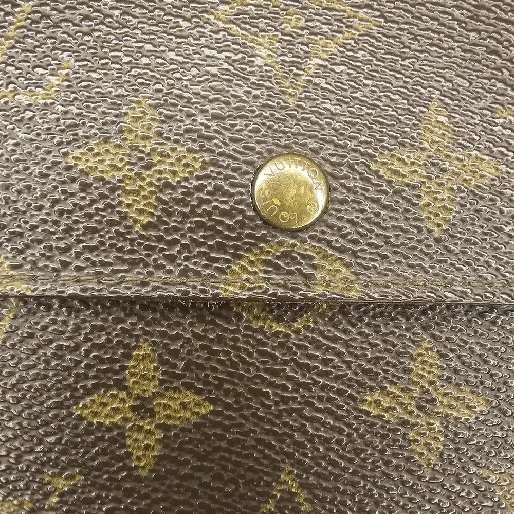 Louis Vuitton Monogram International Wallet Vintage 7.5